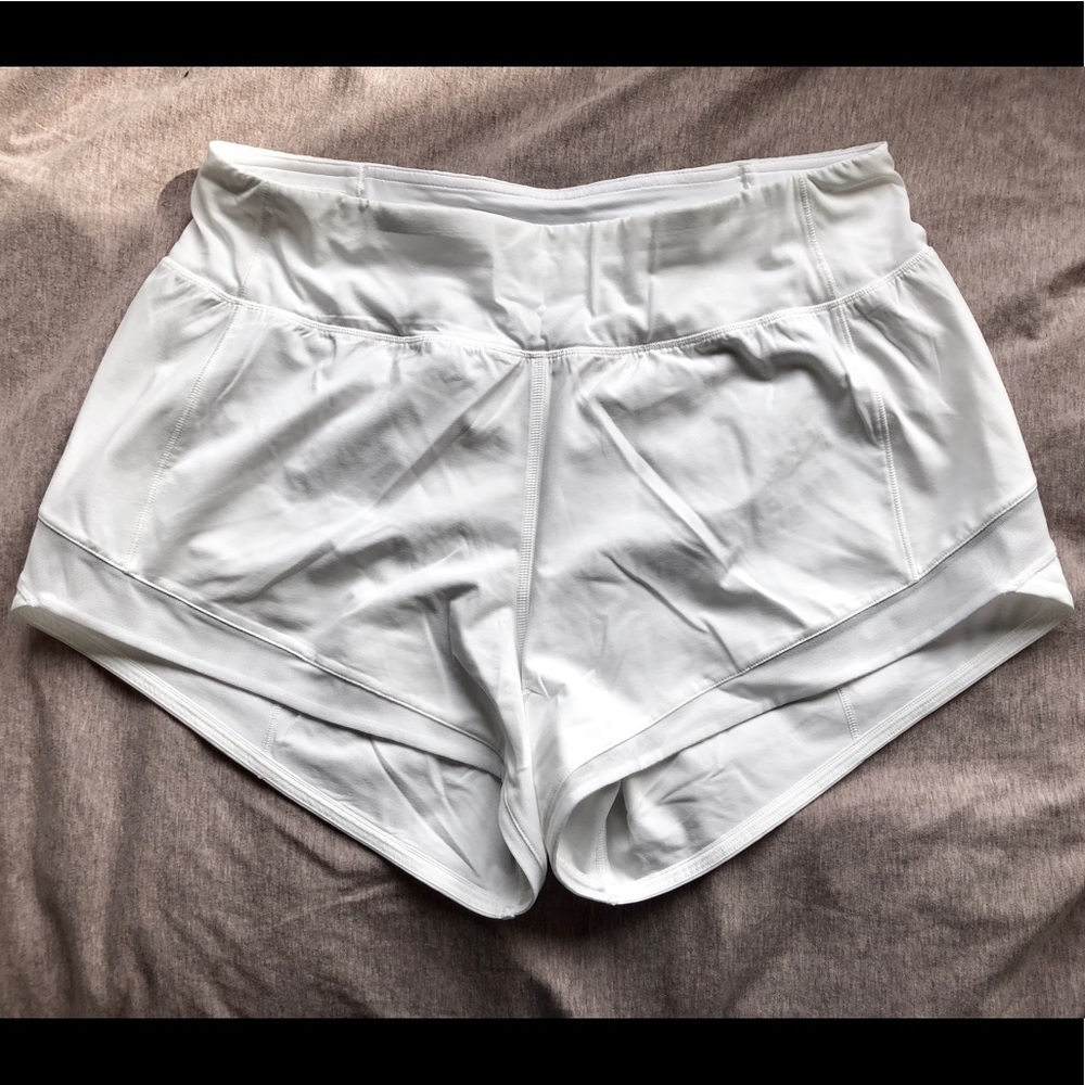 White lululemon running short